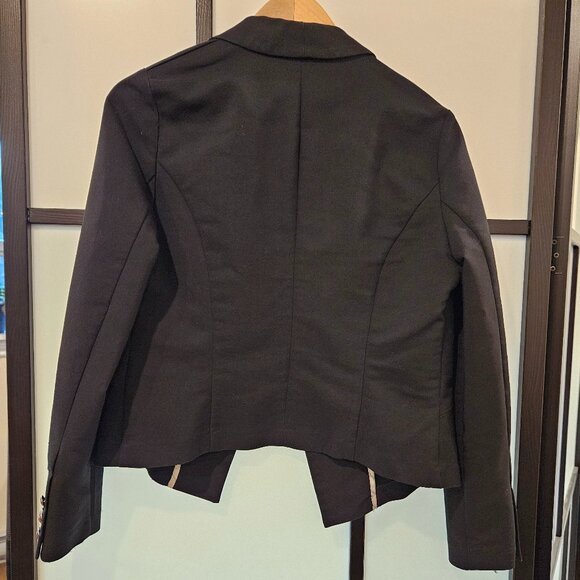 Stylish Blazer - Picture 9 of 10